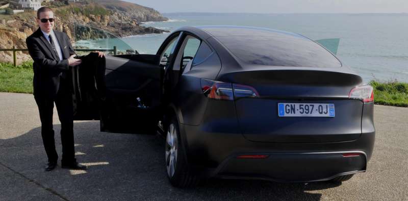 Votre chauffeur privé à Brest ne facture pas de frais d’approche, ni de supplément pour les bagages